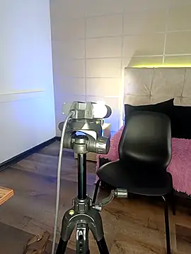 Snapshot of _michonne_ chatting on October 2, 2025, 8:56 pm michonne online show from October 2, 2025, 8:56 pm