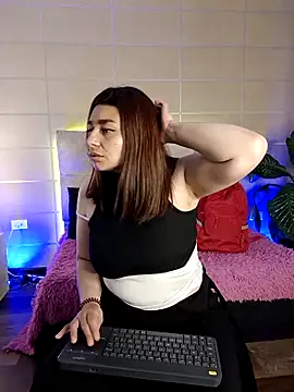 Snapshot of _michonne_ chatting on October 22, 2025, 8:52 pm michonne online show from October 22, 2025, 8:52 pm