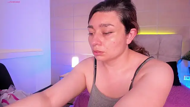 Snapshot of _michonne_ chatting on November 6, 2025, 9:08 pm michonne online show from November 6, 2025, 9:08 pm