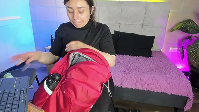 Snapshot of _michonne_ chatting on November 1, 2025, 9:08 pm michonne online show from November 1, 2025, 9:08 pm