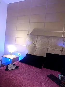 Snapshot of _michonne_ chatting on September 13, 2025, 9:15 pm michonne online show from September 13, 2025, 9:15 pm