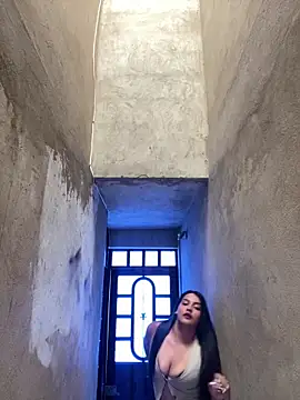 Sahanaprincessll online show from November 19, 2025, 5:24 pm