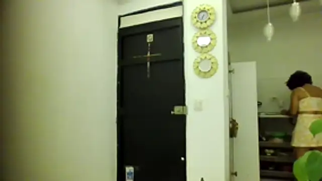 Tana latin online show from November 1, 2025, 1:56 am