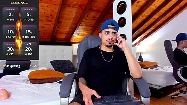 Sebastian Berne online show from March 19, 2025, 1:32 am