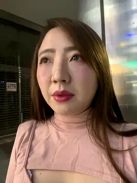 Hannababy  online show from November 21, 2025, 4:17 pm