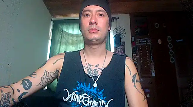 vampireathome online show from February 5, 2025, 6:37 pm