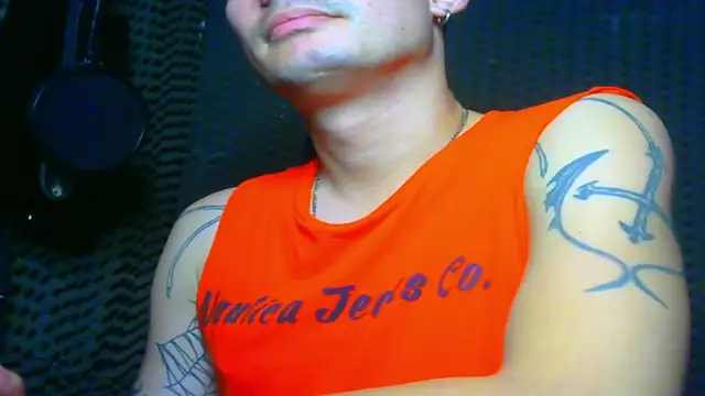 vampireathome online show from March 18, 2025, 6:28 am