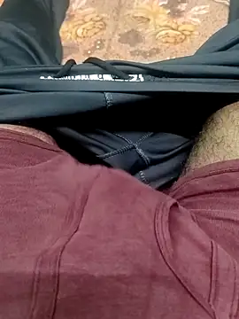 Yashkumar 0697 online show from March 12, 2025, 7:47 pm