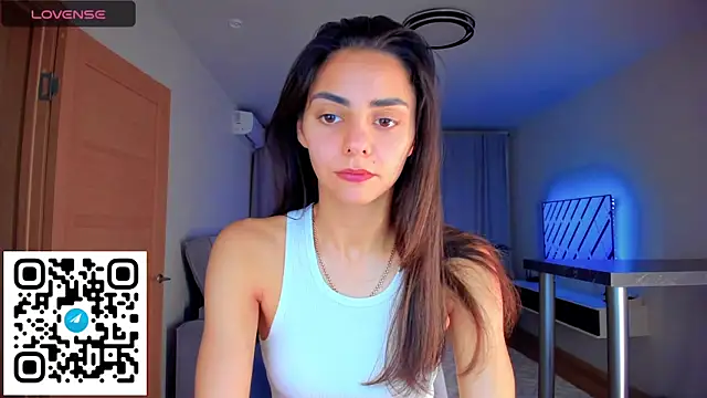 EmiliaZen online show from October 18, 2025, 5:59 pm