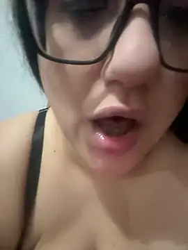 Snapshot of daianaspencer chatting on February 21, 2026, 7:21 am daianaspencer online show from February 21, 2026, 7:21 am