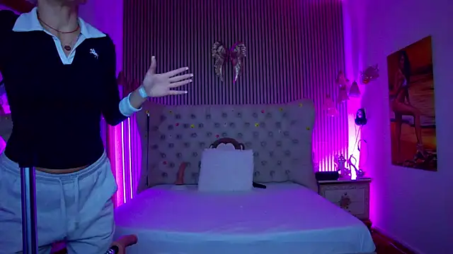 PlayfulShow online show from March 8, 2026, 12:52 pm