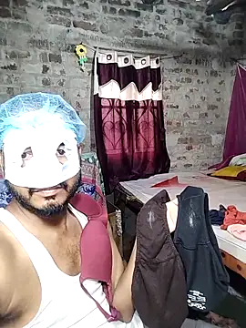 ritubhabi440 online show from April 9, 2026, 2:13 am