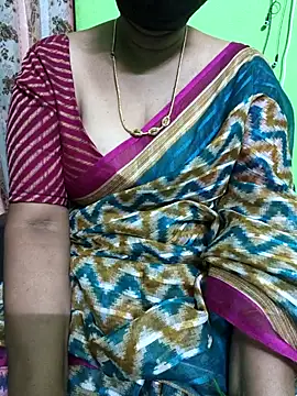 Snapshot of niiveditha chatting on March 16, 2025, 2:33 pm niiveditha online show from March 16, 2025, 2:33 pm