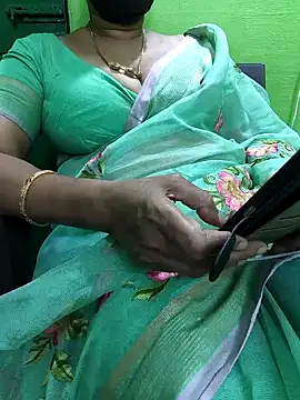 Snapshot of niiveditha chatting on October 9, 2025, 2:50 pm niiveditha online show from October 9, 2025, 2:50 pm