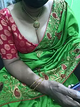 niiveditha online show from November 23, 2025, 8:13 am