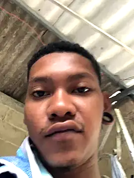 blackdirty420 online show from October 31, 2025, 1:41 pm