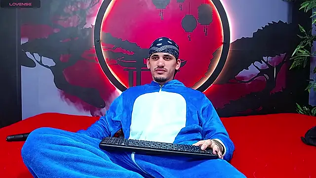 Dirty Kingg online show from November 30, 2025, 3:07 am