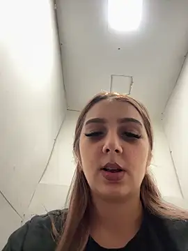 hotamanda01 online show from March 19, 2026, 7:25 pm