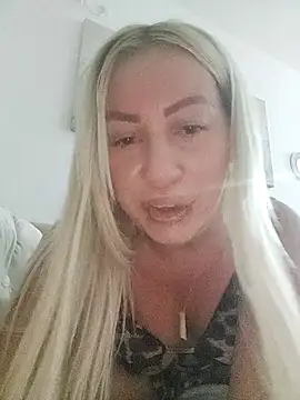 visnjica online show from October 26, 2025, 6:19 pm