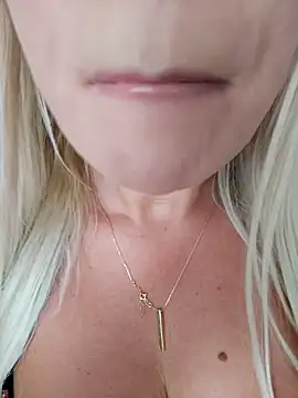 visnjica online show from September 19, 2025, 3:16 pm