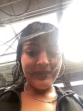Snapshot of Dulce__Boyd chatting on March 3, 2025, 7:49 pm Dulce Boyd online show from March 3, 2025, 7:49 pm