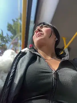 Dulce  Boyd online show from December 14, 2025, 1:06 pm