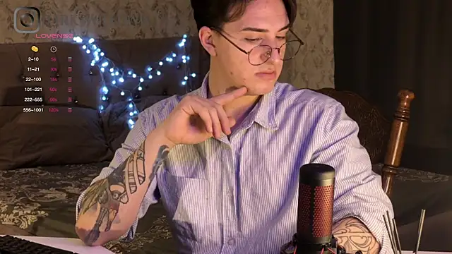 dark-willoww online show from February 22, 2025, 8:53 pm