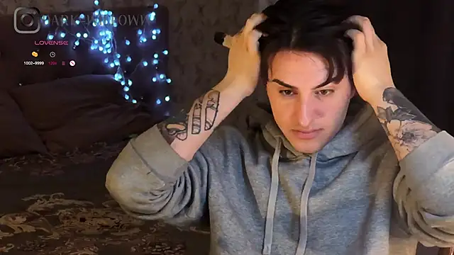 dark-willoww online show from February 17, 2025, 11:55 am