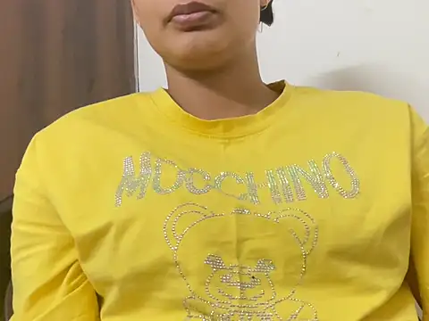 Snapshot of Angelshivani chatting on May 25, 2026, 7:51 am Angelshivani online show from May 25, 2026, 7:51 am