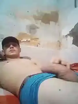 Snapshot of shuelldin chatting on February 28, 2025, 6:10 am shuelldin online show from February 28, 2025, 6:10 am