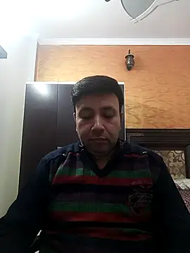 innocentboy1987 online show from December 2, 2025, 5:09 am