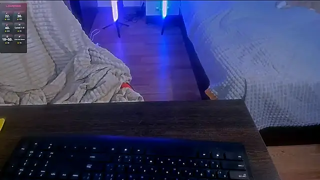 Snapshot of holyharlot chatting on February 10, 2025, 11:15 am holyharlot online show from February 10, 2025, 11:15 am