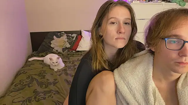 Snapshot of Sabrinaanddaniel chatting on September 14, 2025, 11:16 pm Sabrinaanddaniel online show from September 14, 2025, 11:16 pm