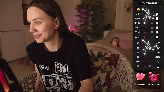 alexa feels  online show from October 10, 2025, 4:08 pm