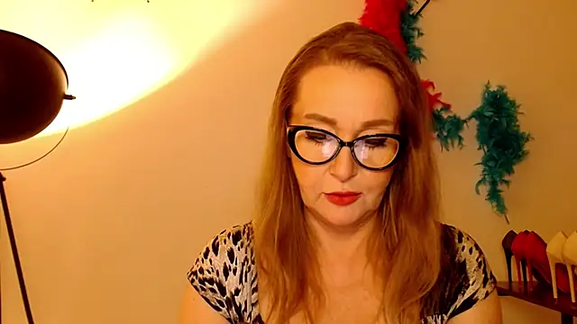 leaxSTAR online show from February 27, 2025, 2:43 pm