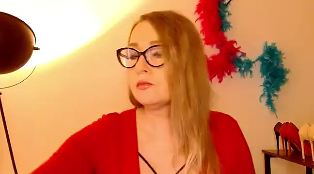 leaxSTAR online show from February 18, 2025, 11:11 am