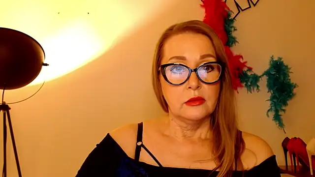 leaxSTAR online show from February 25, 2025, 2:48 pm