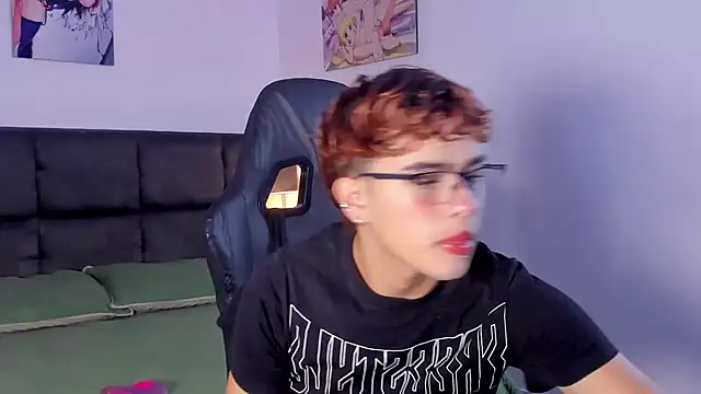 Snapshot of Aiiden_15 chatting on September 16, 2025, 12:06 pm Aiiden 15 online show from September 16, 2025, 12:06 pm