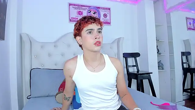 Snapshot of Aiiden_15 chatting on November 10, 2025, 6:13 pm Aiiden 15 online show from November 10, 2025, 6:13 pm