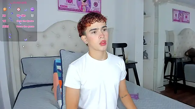 Snapshot of Aiiden_15 chatting on November 21, 2025, 12:48 pm Aiiden 15 online show from November 21, 2025, 12:48 pm