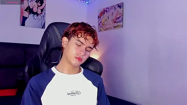 Snapshot of Aiiden_15 chatting on September 10, 2025, 12:04 pm Aiiden 15 online show from September 10, 2025, 12:04 pm