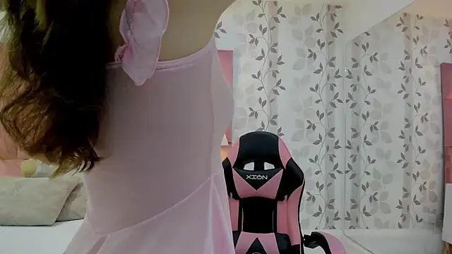 ArianaFranco online show from March 6, 2026, 1:06 pm