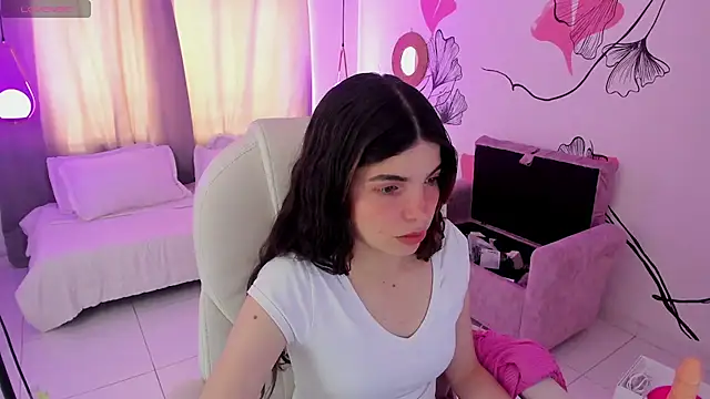 Snapshot of Isabela_Fiorelli chatting on May 11, 2026, 2:45 pm Isabela Fiorelli online show from May 11, 2026, 2:45 pm