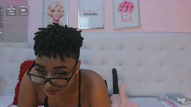 AgathaBladee online show from March 18, 2025, 7:33 pm