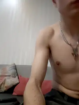 Snapshot of And25bn chatting on November 9, 2025, 10:36 pm And25bn online show from November 9, 2025, 10:36 pm