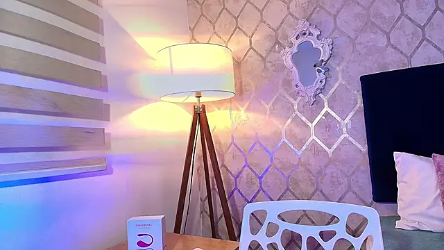 Snapshot of Hellen_Hell_ chatting on October 7, 2025, 7:04 pm Hellen Hell online show from October 7, 2025, 7:04 pm