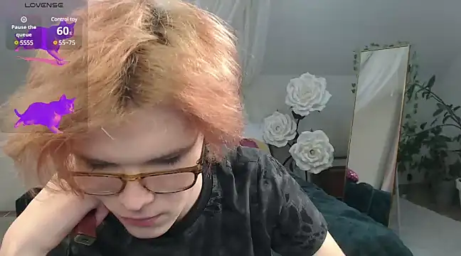 LouiseCoke online show from February 16, 2025, 11:28 pm