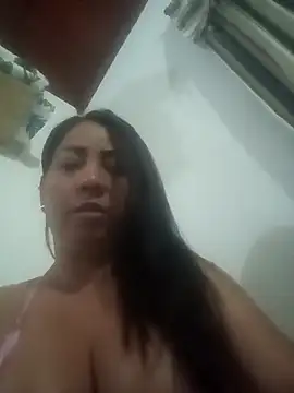 Snapshot of Michelle__taylor chatting on March 14, 2025, 1:59 am Michelle taylor online show from March 14, 2025, 1:59 am