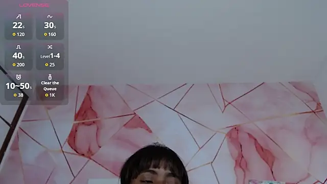 LindaBird online show from January 14, 2026, 7:50 pm