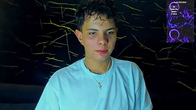 Alessandro 1610 online show from April 14, 2026, 1:54 am